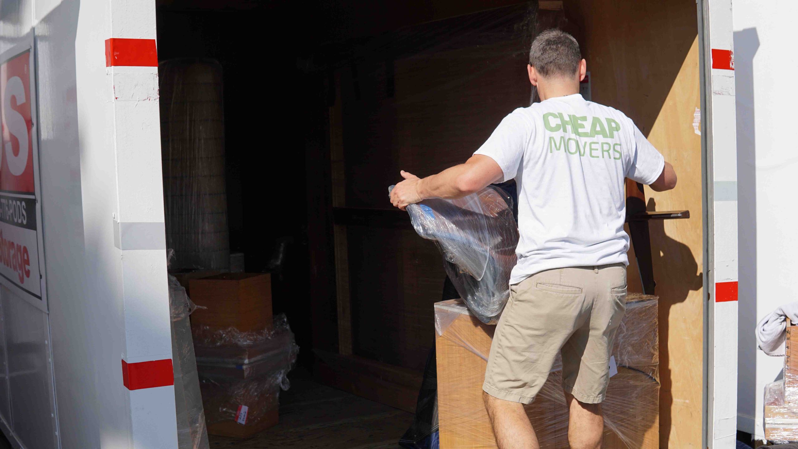 How much do moving companies charge in Los Angeles?