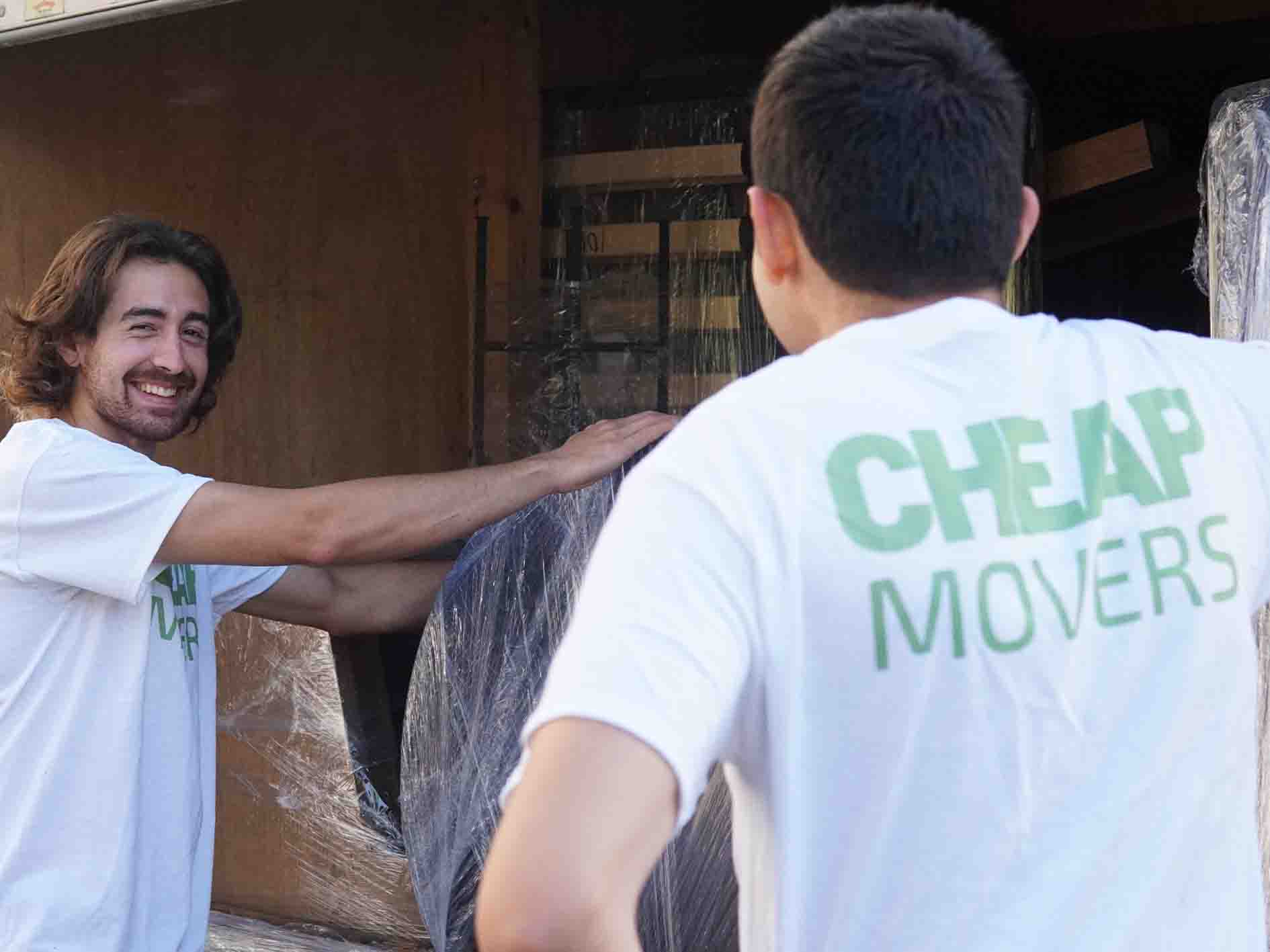 How much do movers cost in Long Beach?